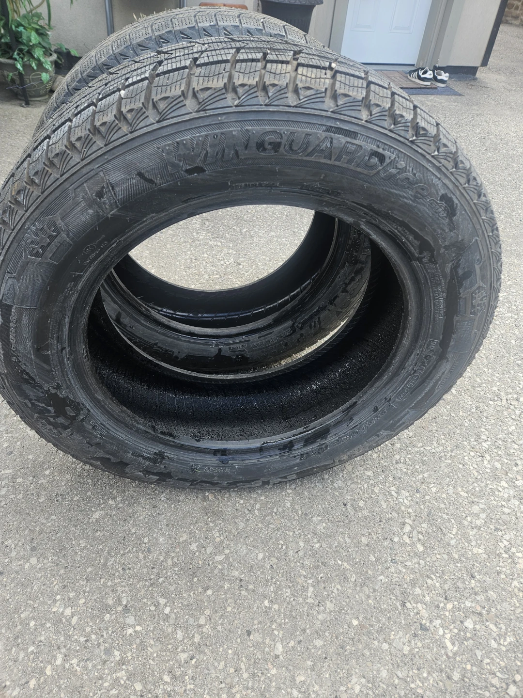 Michelin Wingard 235/60R18 Winter Tires (2) - photo 2
