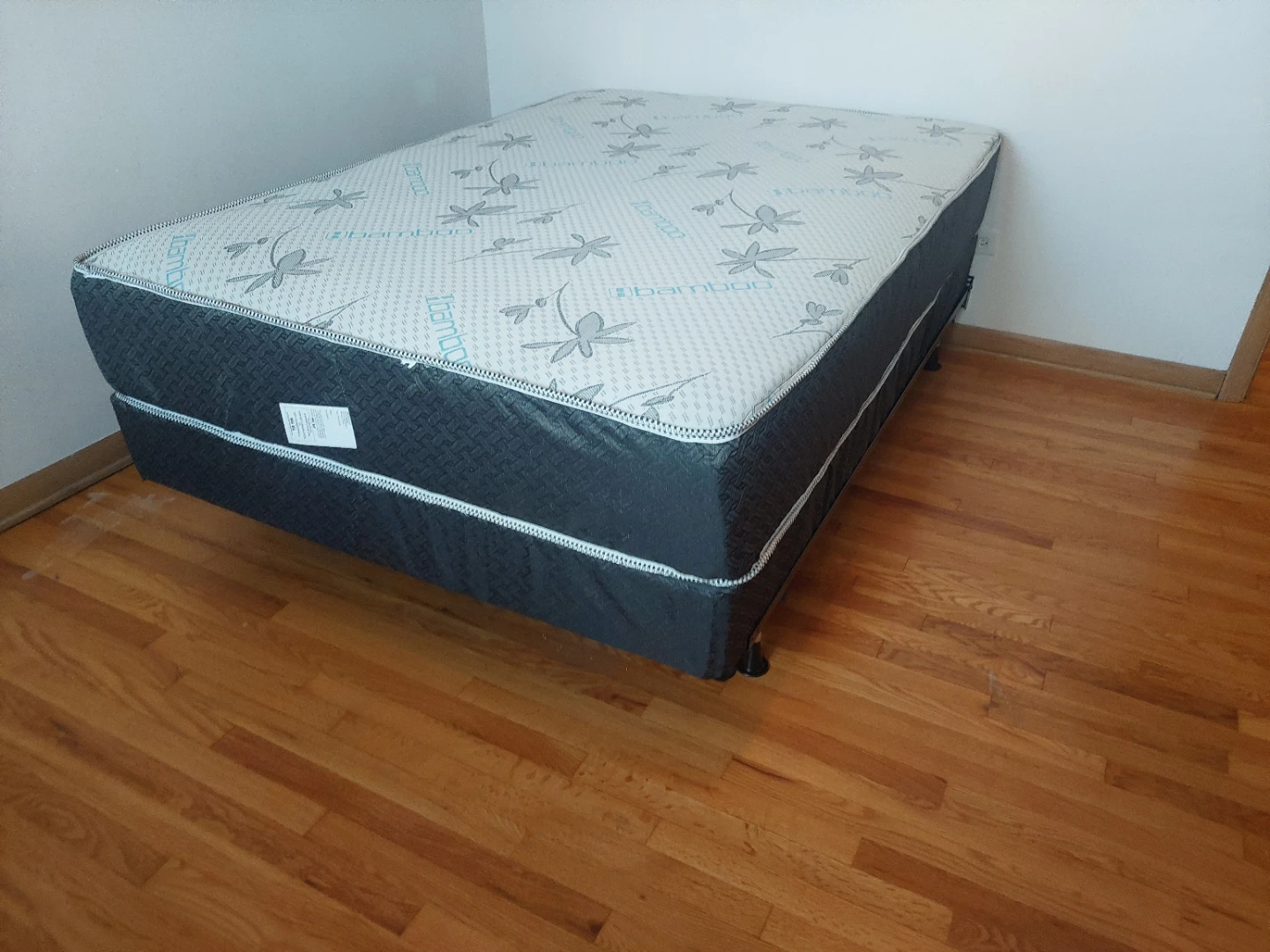 Queen Size Bamboo Mattress with Box Spring