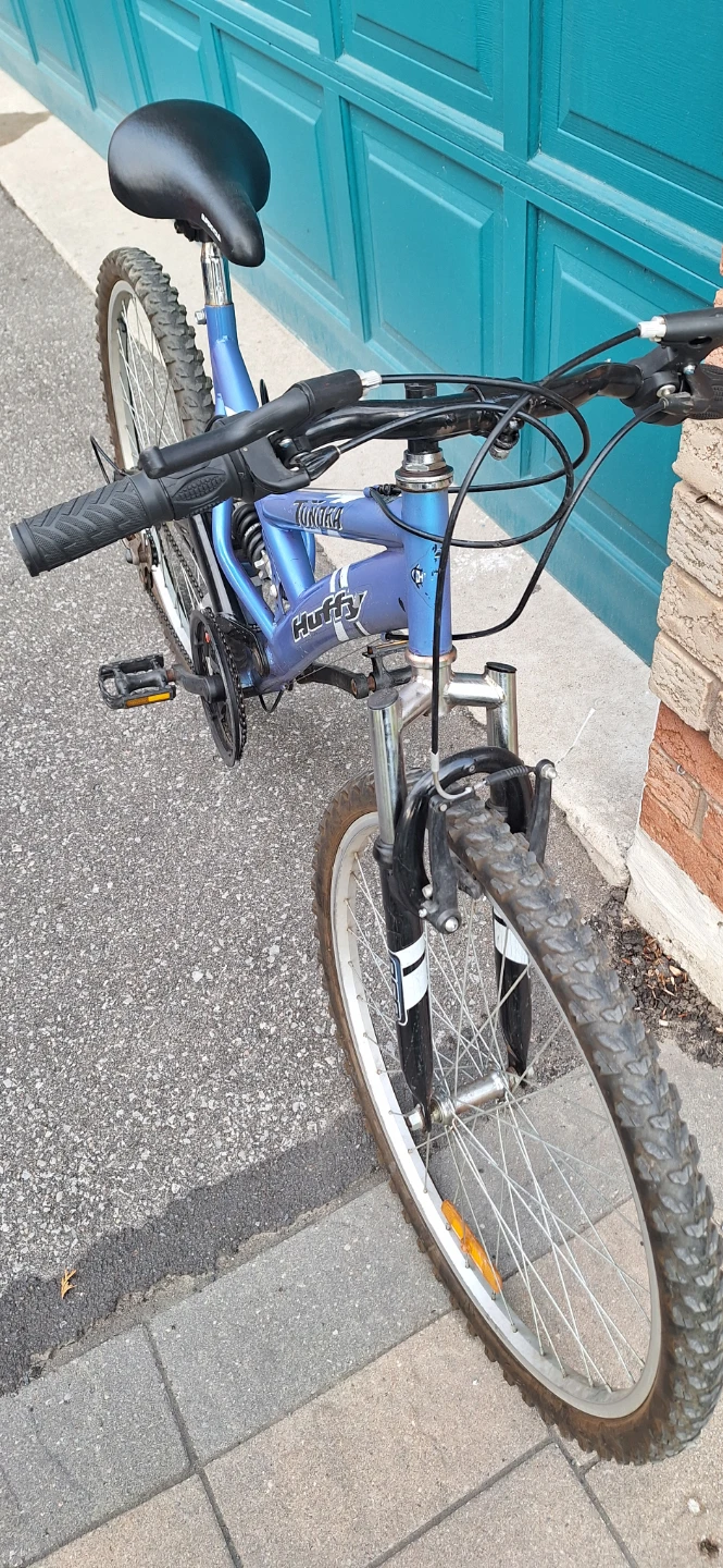 Huffy Tundra Blue Mountain Bike - photo 2