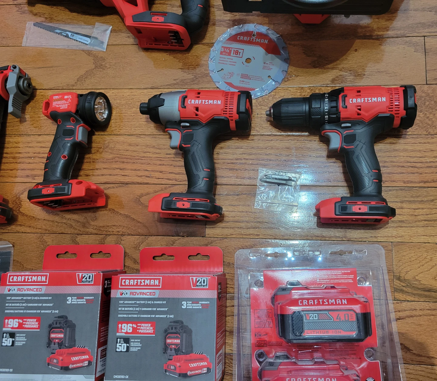 NEW!! CRAFTSMAN V20 Cordless Tool Set with Bag & 6 Batteries - photo 5