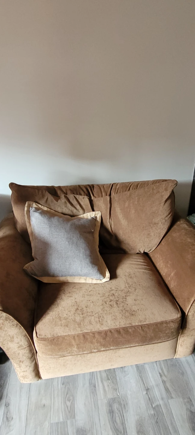 Chair with Pillow