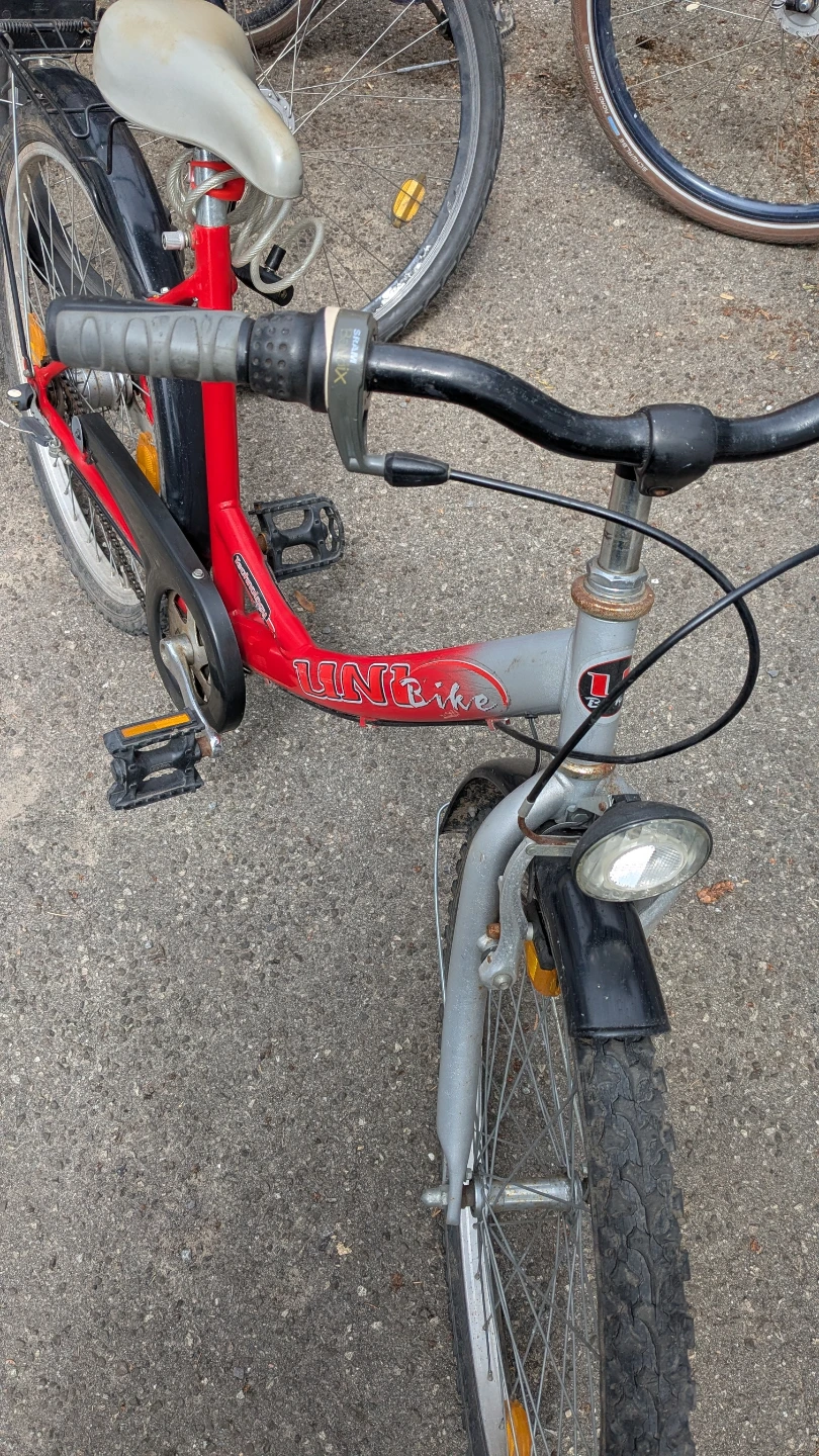 Red and Silver Girls Bike - photo 4