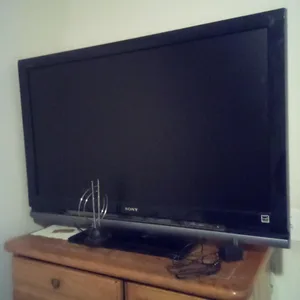 Sony Flat Screen TV 40 inches no remote