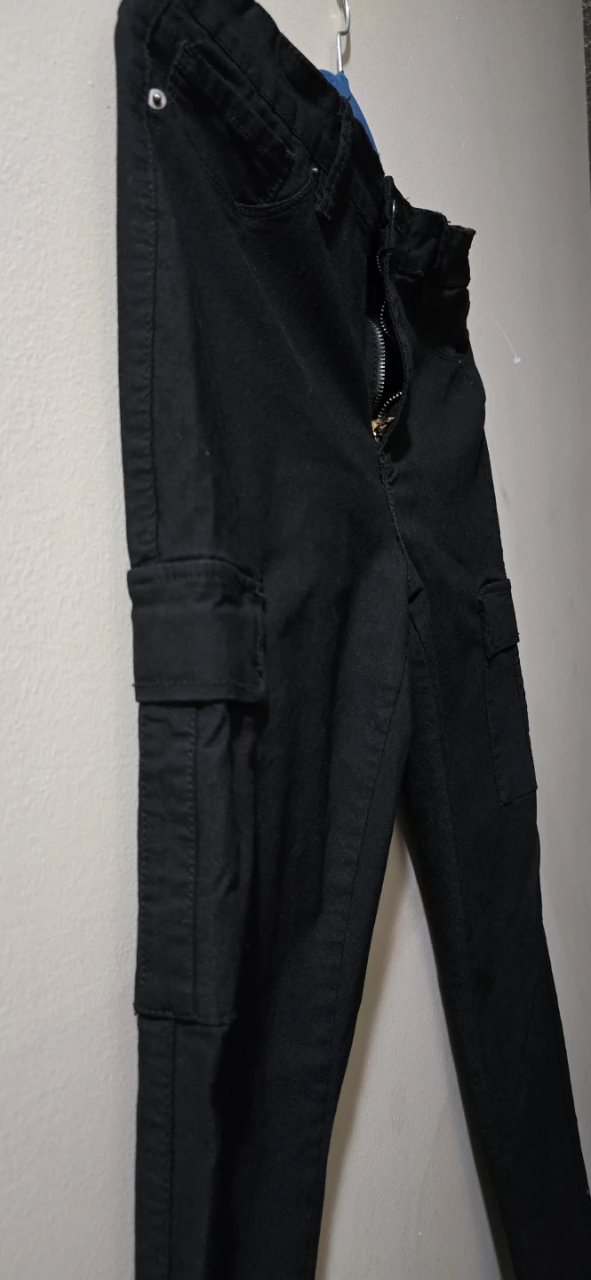 YMI Black Cargo Pants size L - photo 3