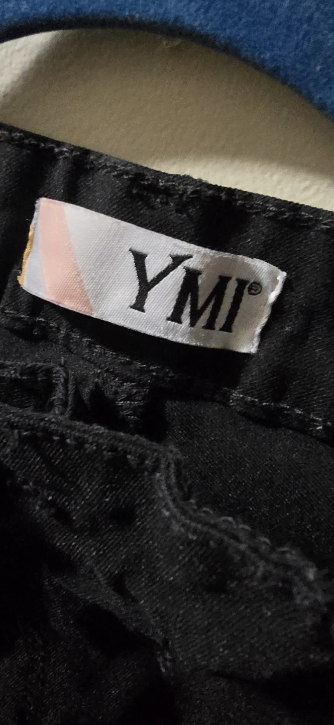 YMI Black Cargo Pants size L - photo 5