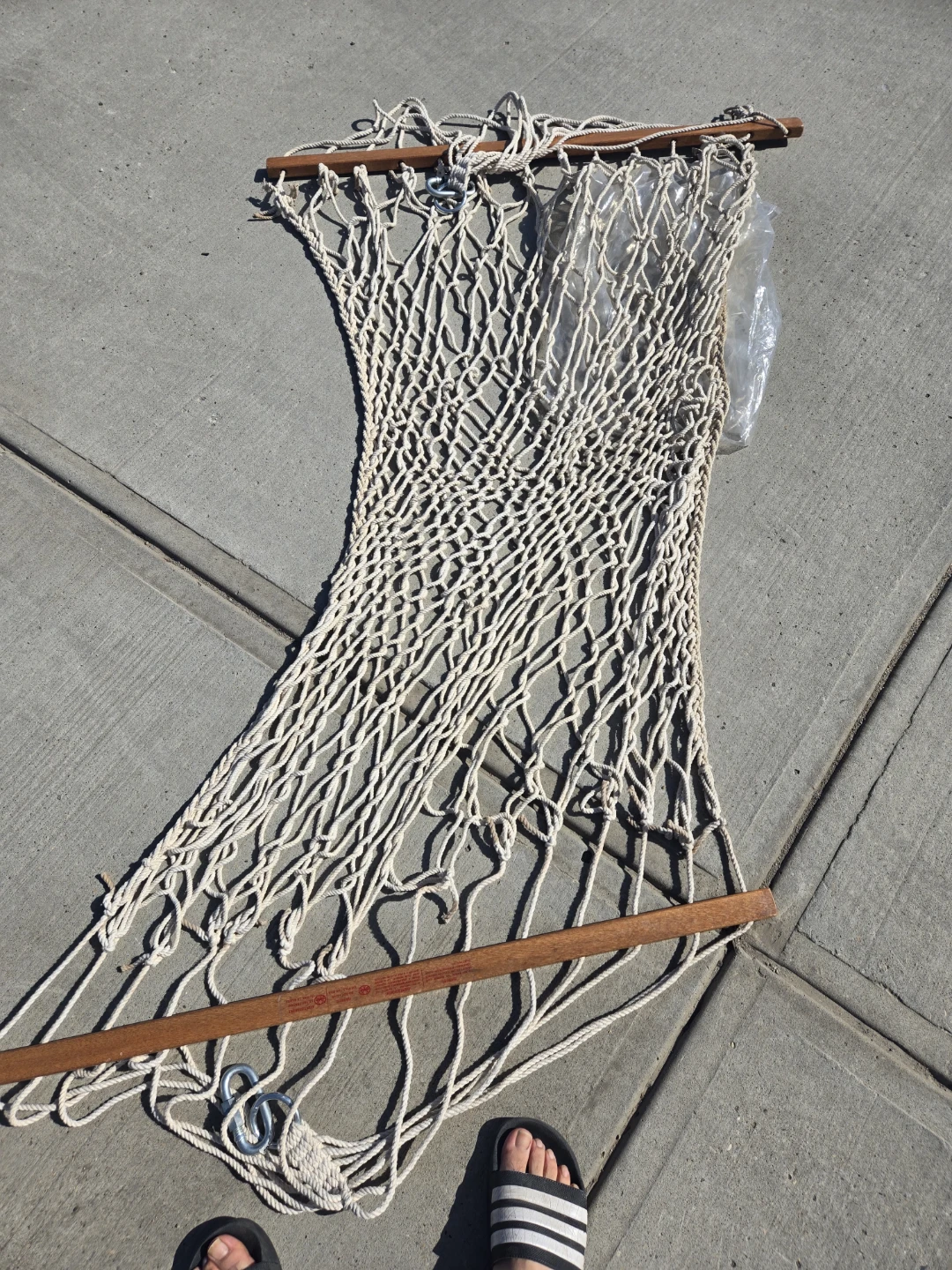 Woven Hammock Net with Wooden Spreader Bars