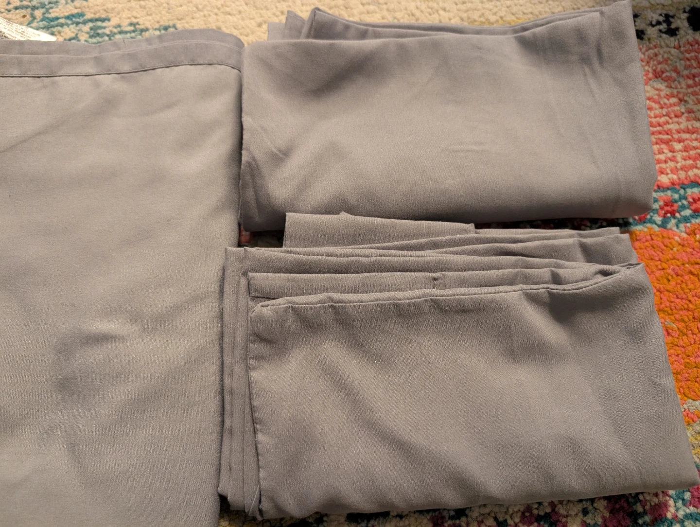 Queen bed sheet set - grey
