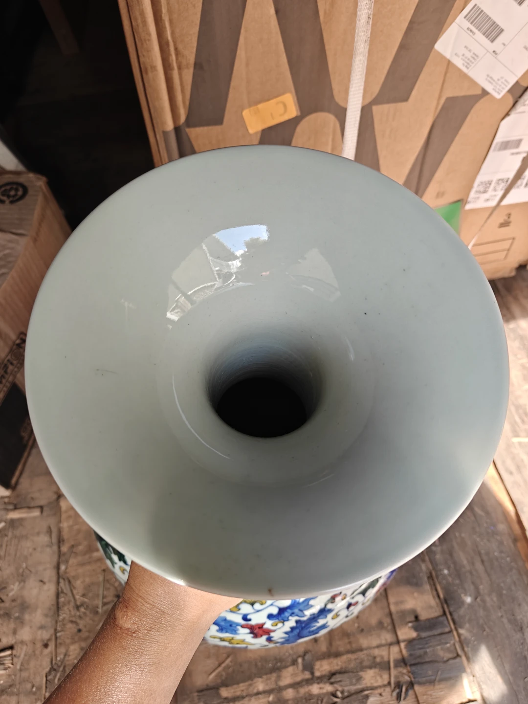Large Porcelain Vase - photo 2