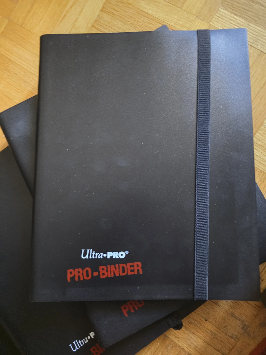 Ultra PRO PRO-BINDER Card Holder