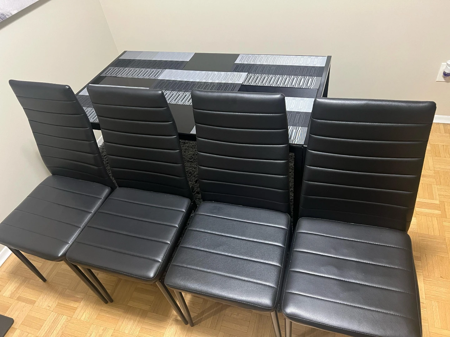 Dining Table and 4 Chairs Set - photo 2