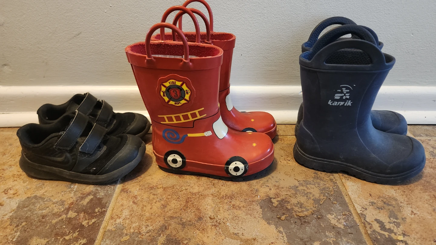 Kids Boots and Shoes Bundle size 8 & 9 - photo 2