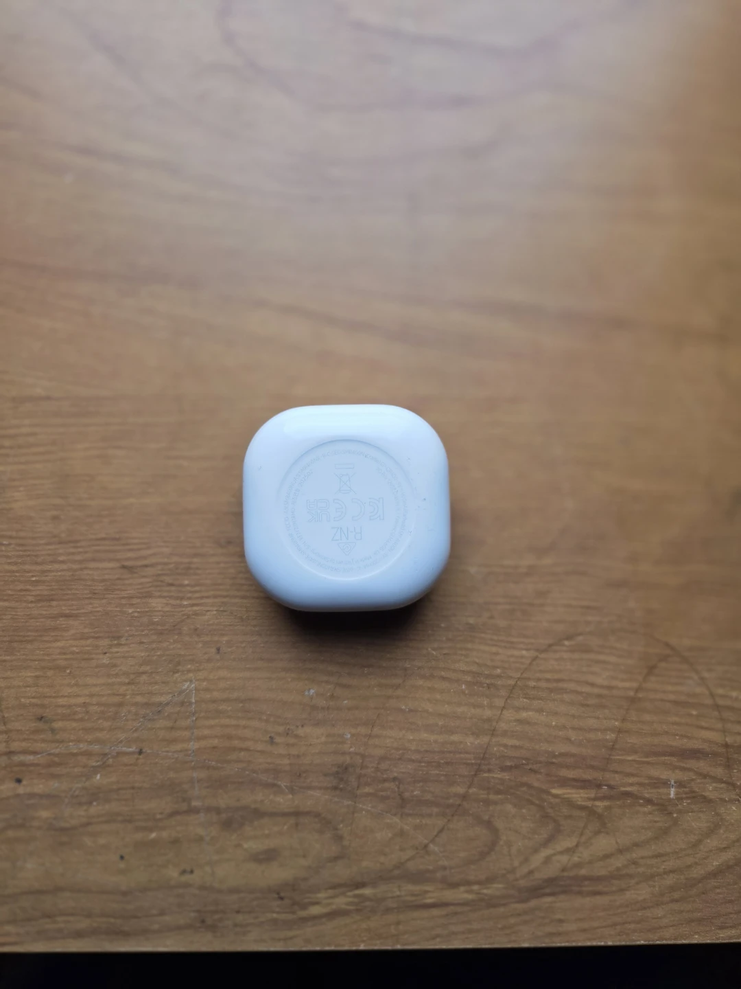 Galaxy Buds FE Charging Case - photo 3