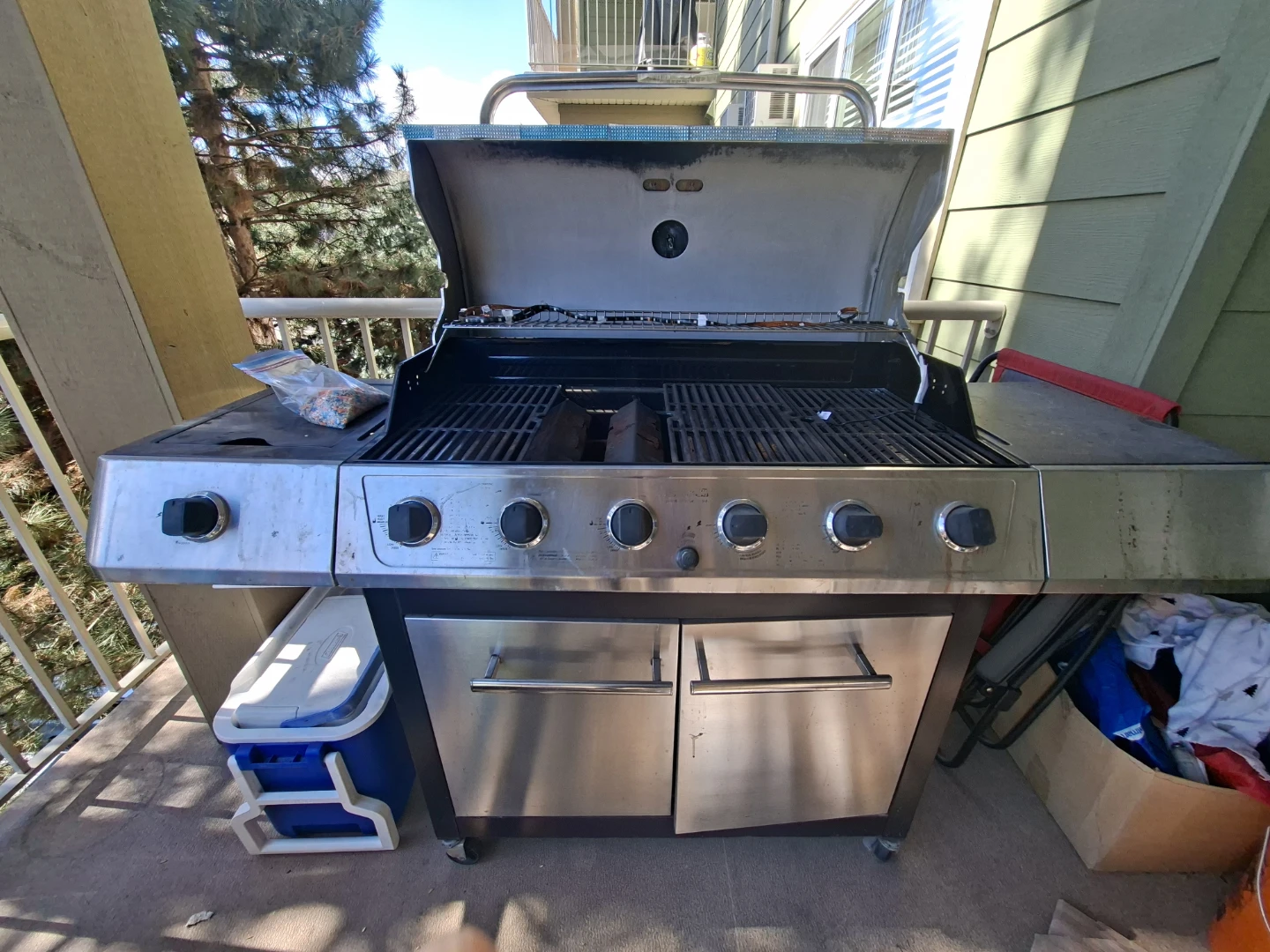 Char-Broil Performance Series 5-Burner Liquid Propane Gas Grill. - photo 3