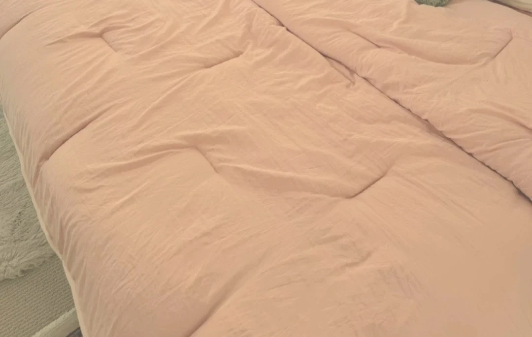Light Pink Comforter duvet queen size