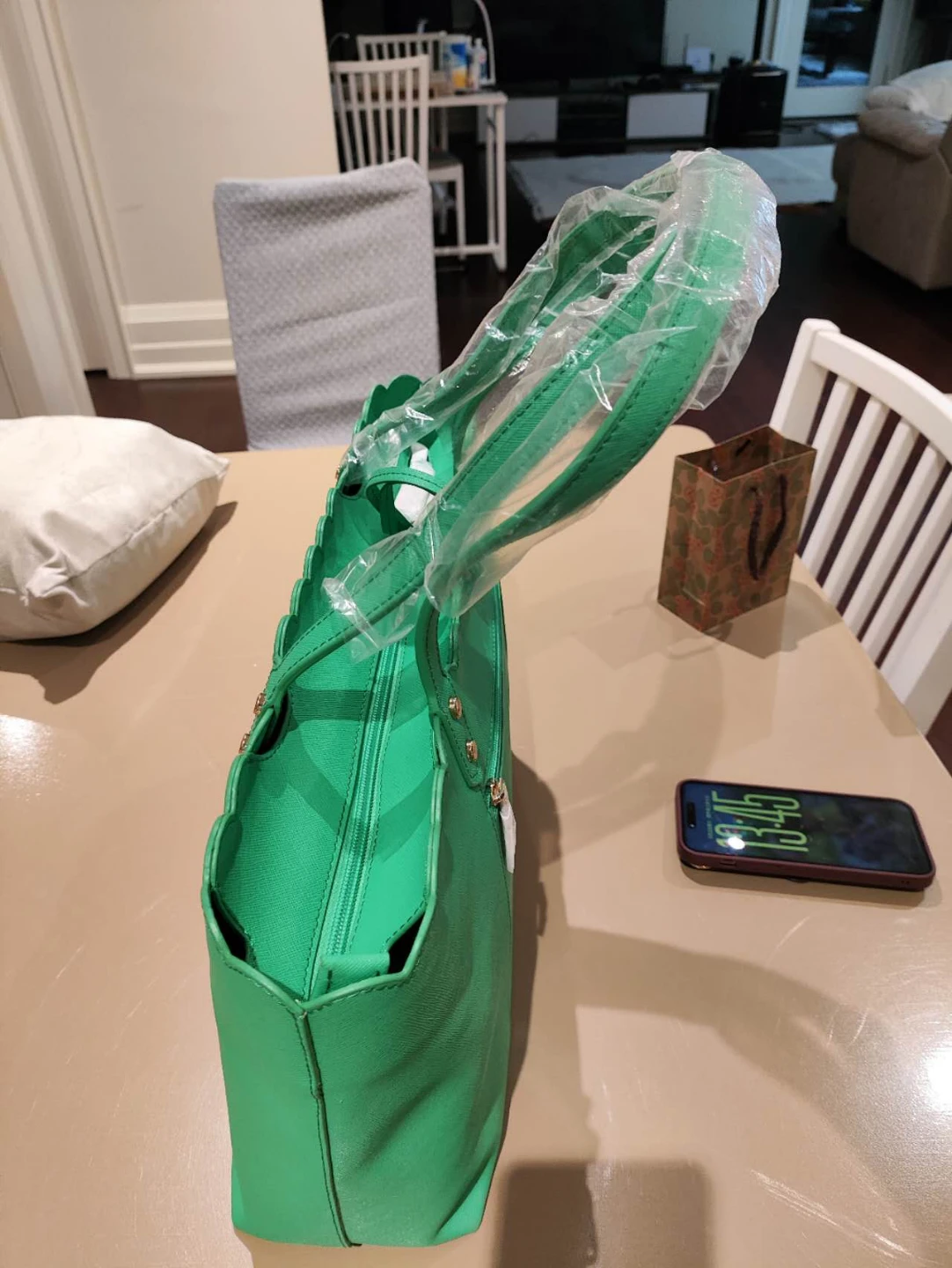 Genuine Leather Green Scalloped Tote Bag - photo 2