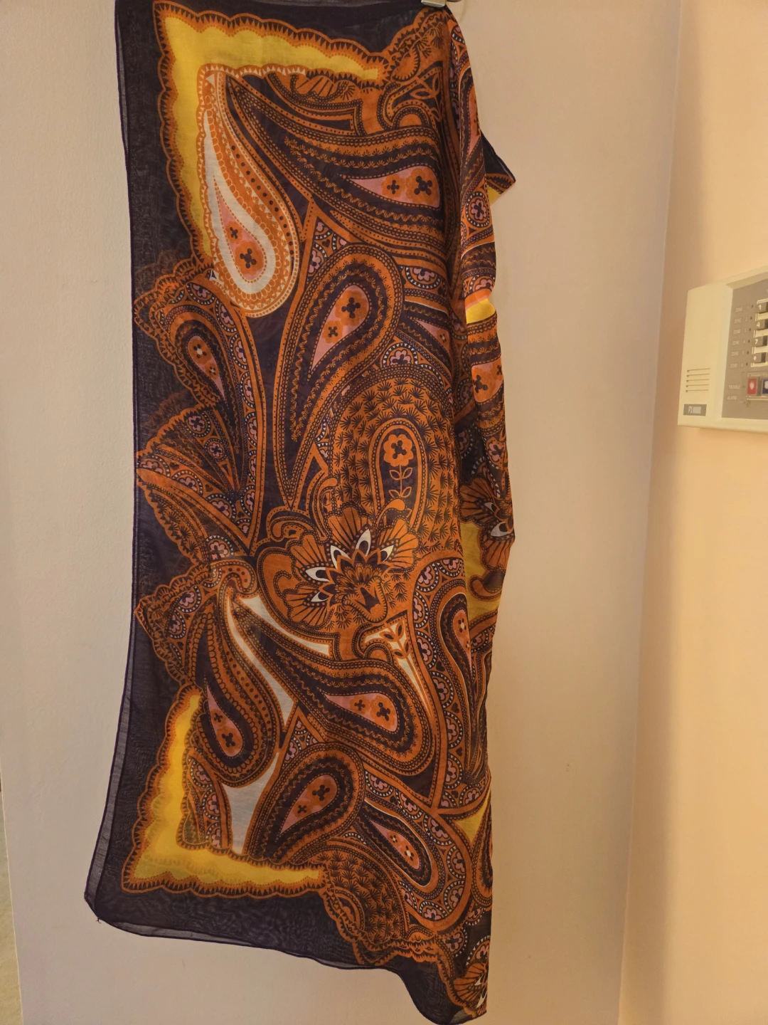 Trending Parisian silken style Scarves - photo 4