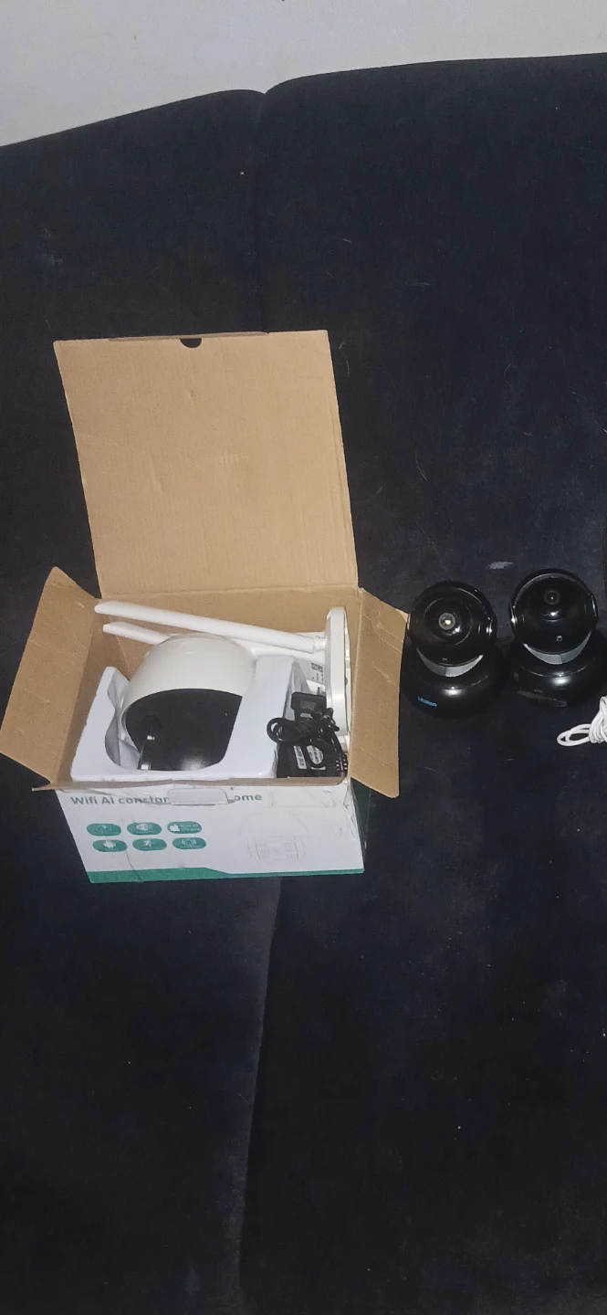 Security cameras for trades for a gaming chair