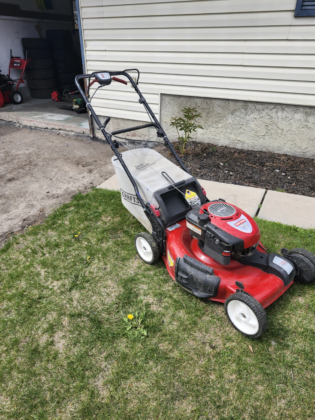 Craftsmen Gold Self Propelled Lawnmower - photo 2