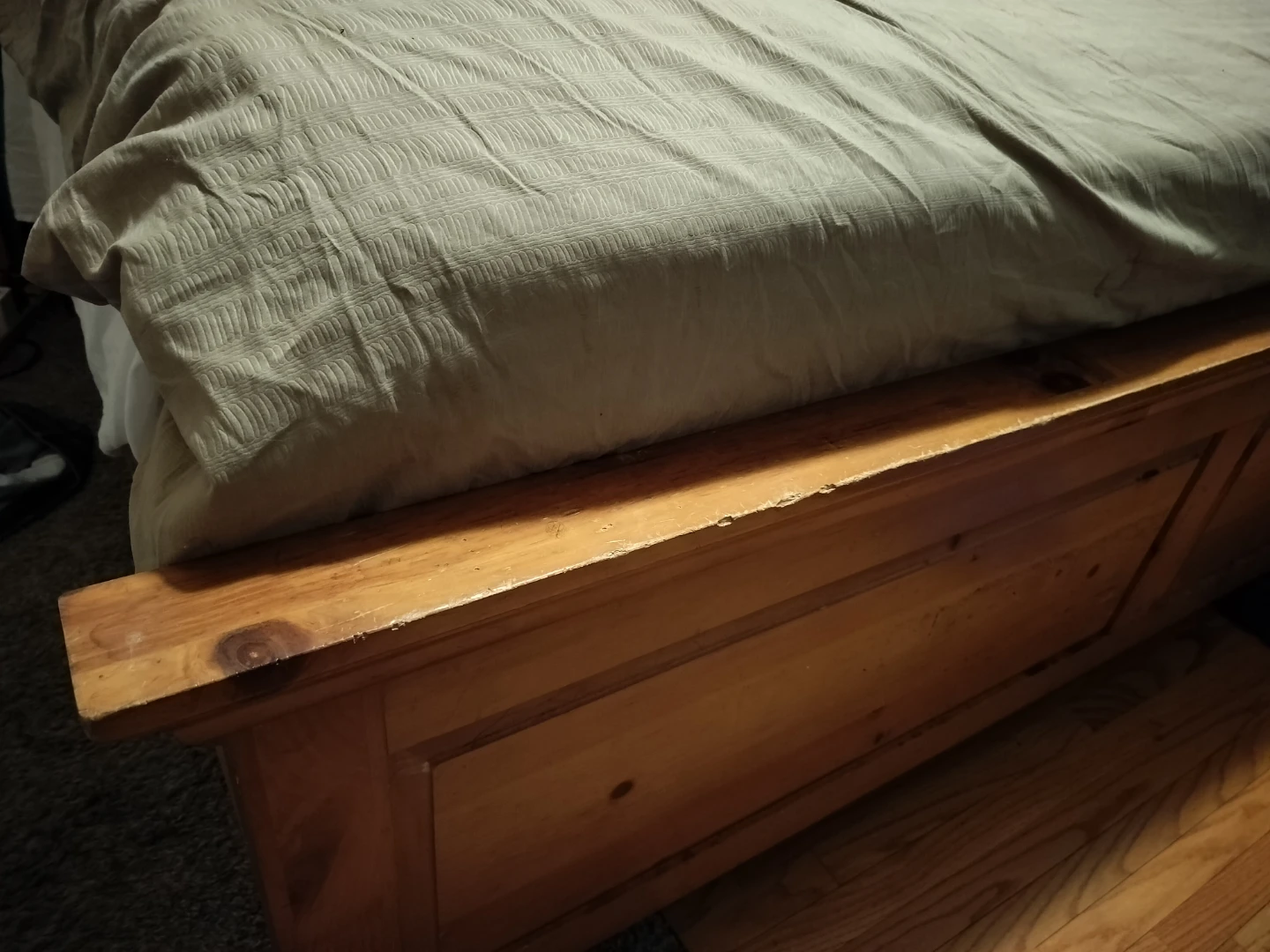 King size Wooden Bed Frame - photo 2