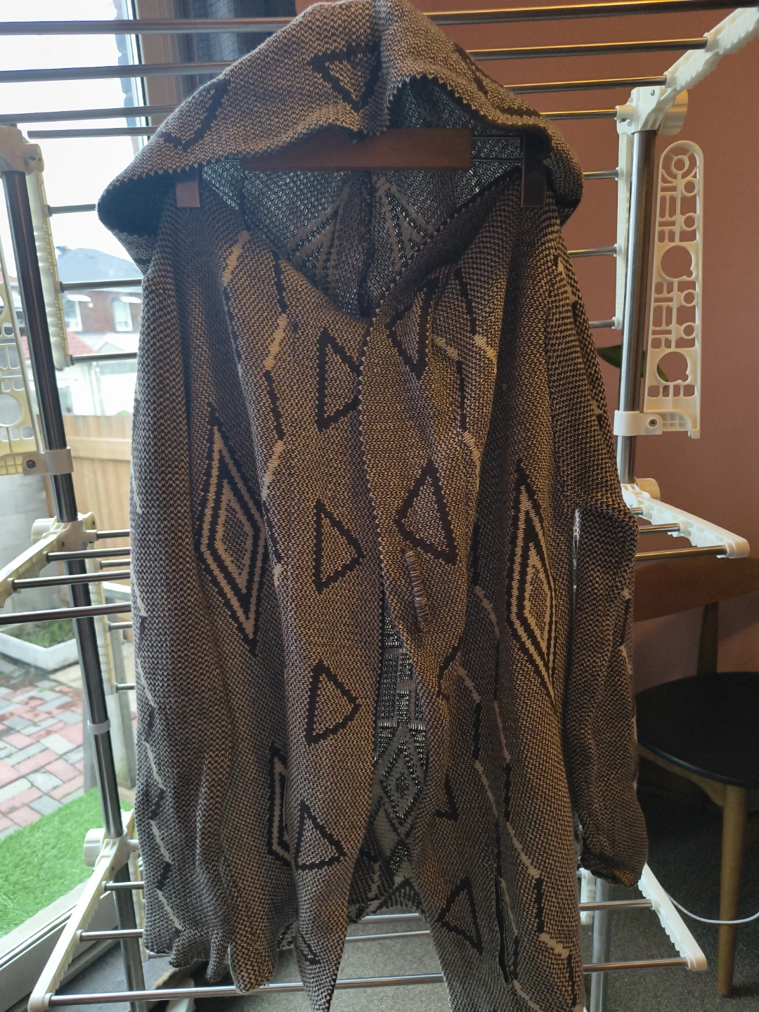 Hooded Cardigan with Geometric Pattern