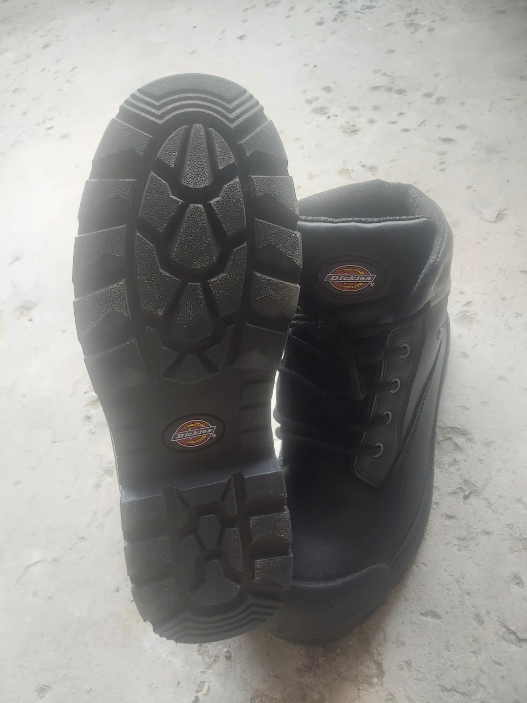 Dickies Black Work Boots - Size 9 CAD/US - photo 2