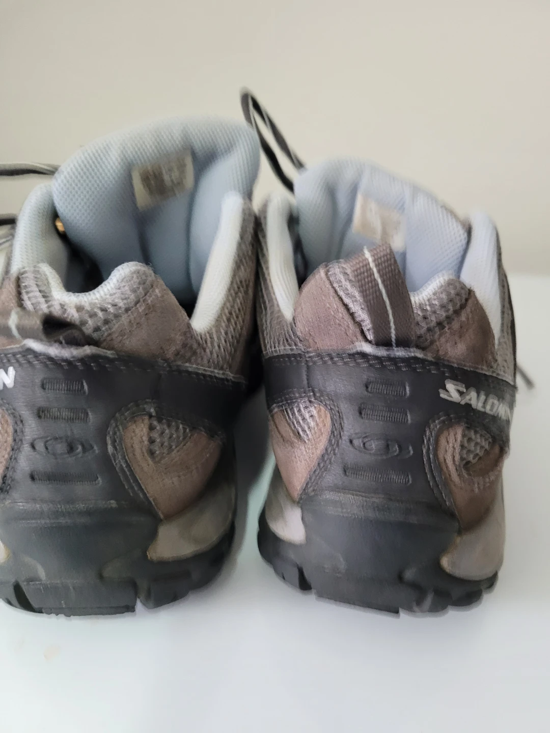 Salomon Women's Hiking Shoes Size 9 - photo 3