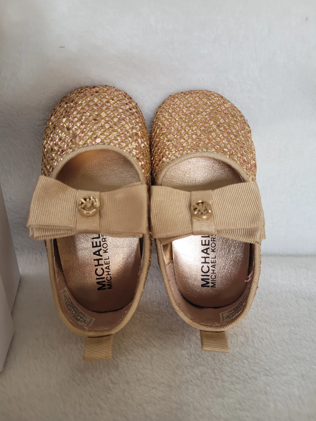 Michael Kors Baby Girls Glitter Crib Shoes Size 4 Gold - photo 3