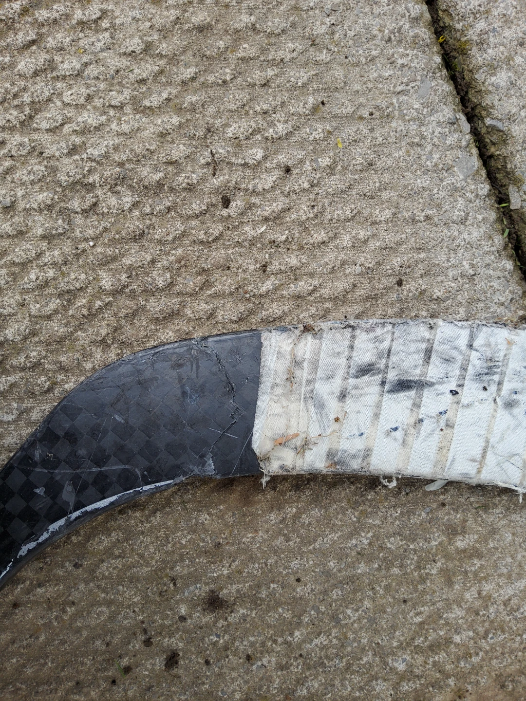 Broken hockey stick - photo 2