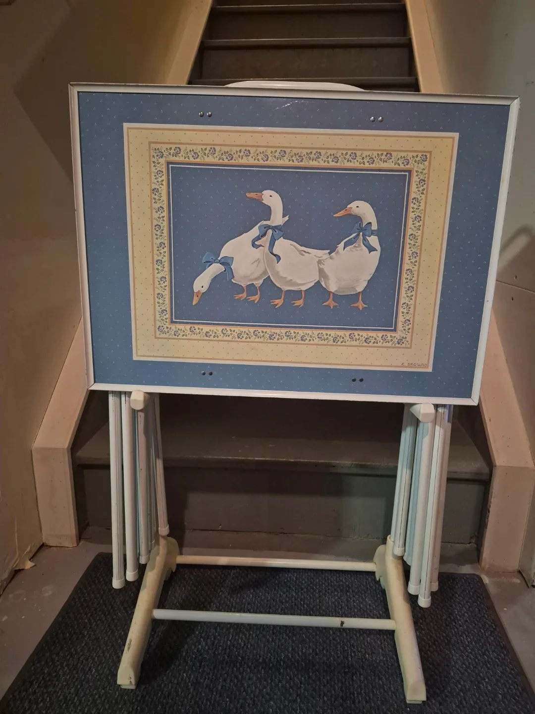Retro TV Tray Table Set - Geese Design