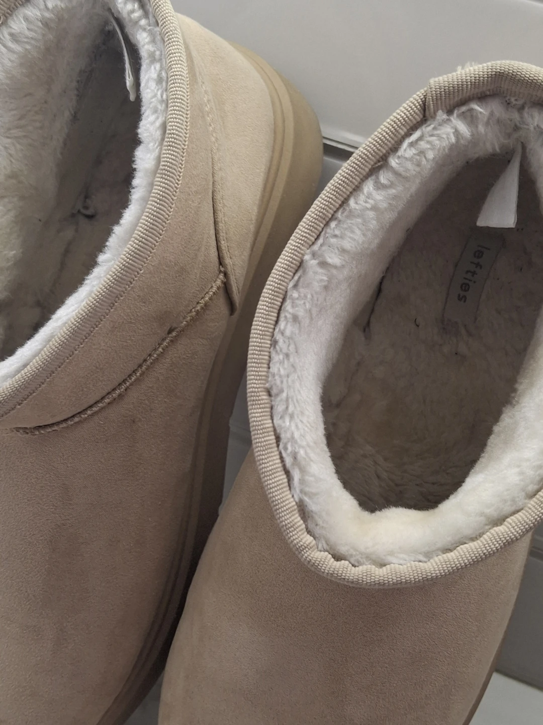 Beige faux suede ankle boots - photo 3