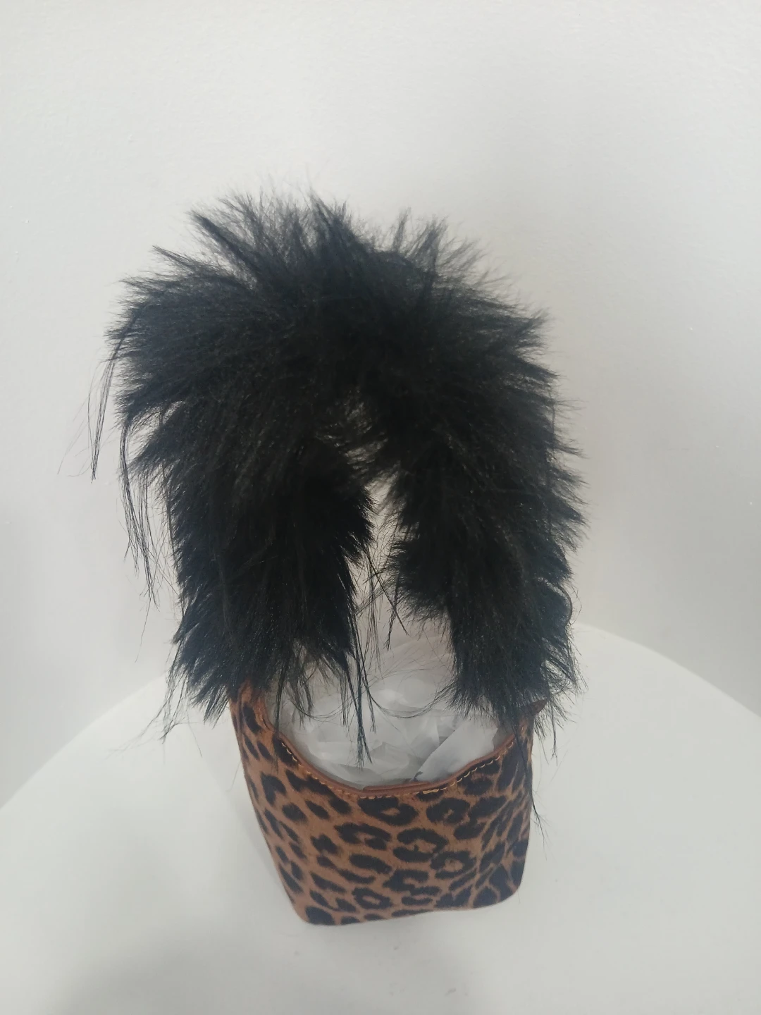 Leopard Print Bag with Black Feather Handle - photo 3