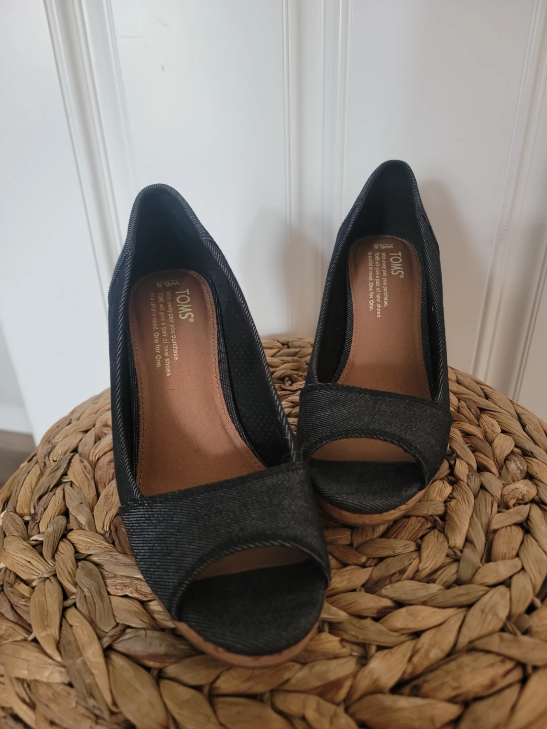 TOMS Women's Wedge Heels - Size 6.5