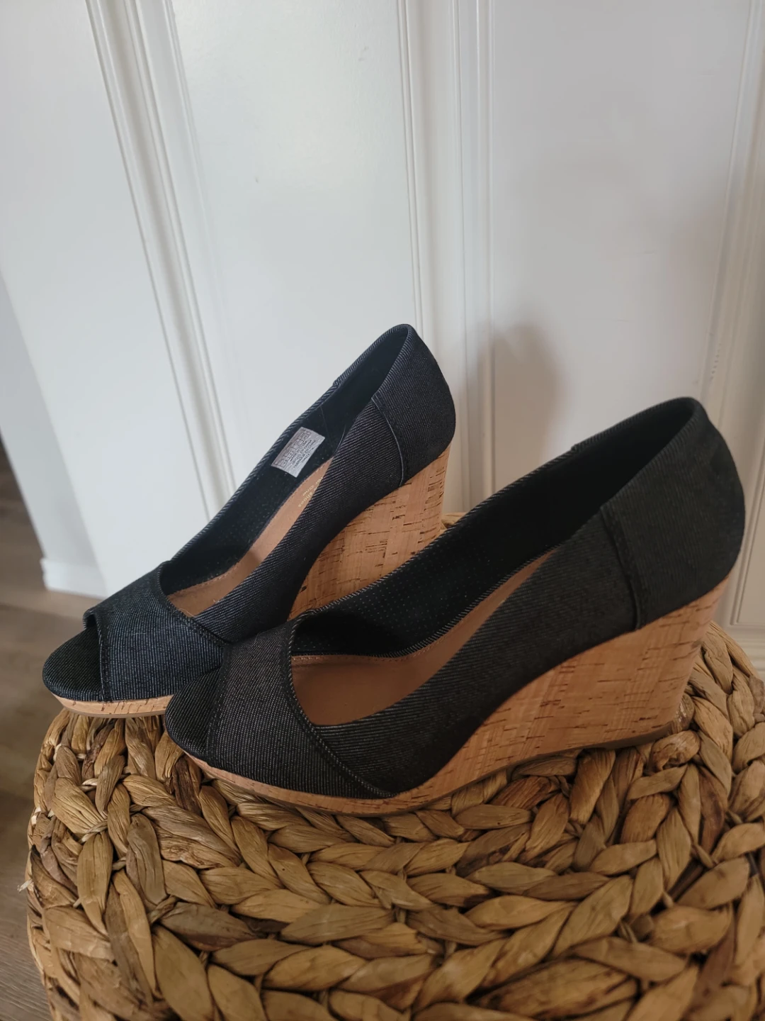 TOMS Women's Wedge Heels - Size 6.5 - photo 3