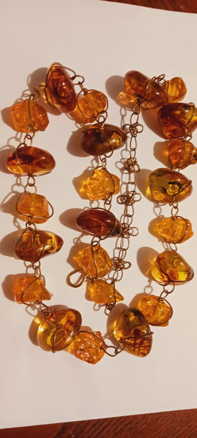 Beautiful Amber Lucite Beaded  Necklace - photo 2