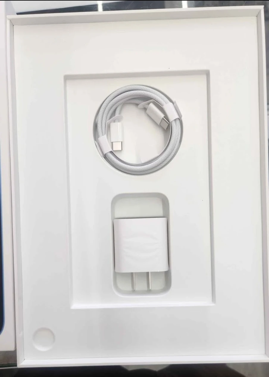 iPad A16 128gb Unused - photo 3