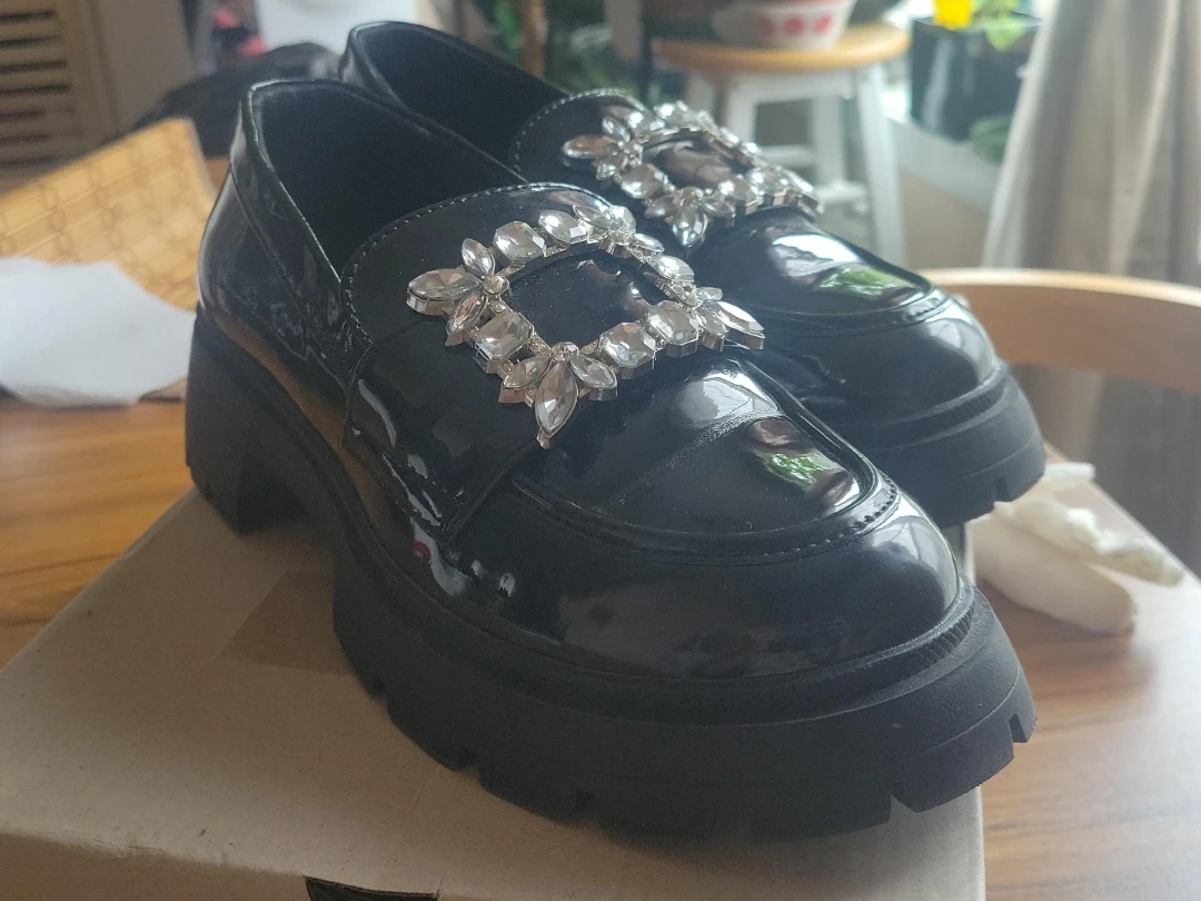 Vero Moda Women's Black Patent Loafers Size 6