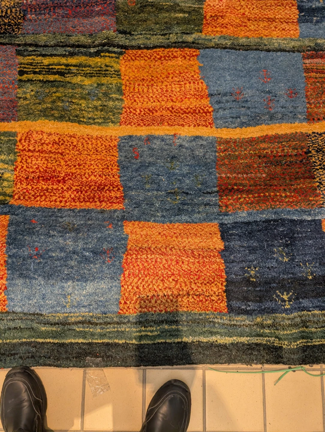 Area Rug - Colourful Geometric Pattern
