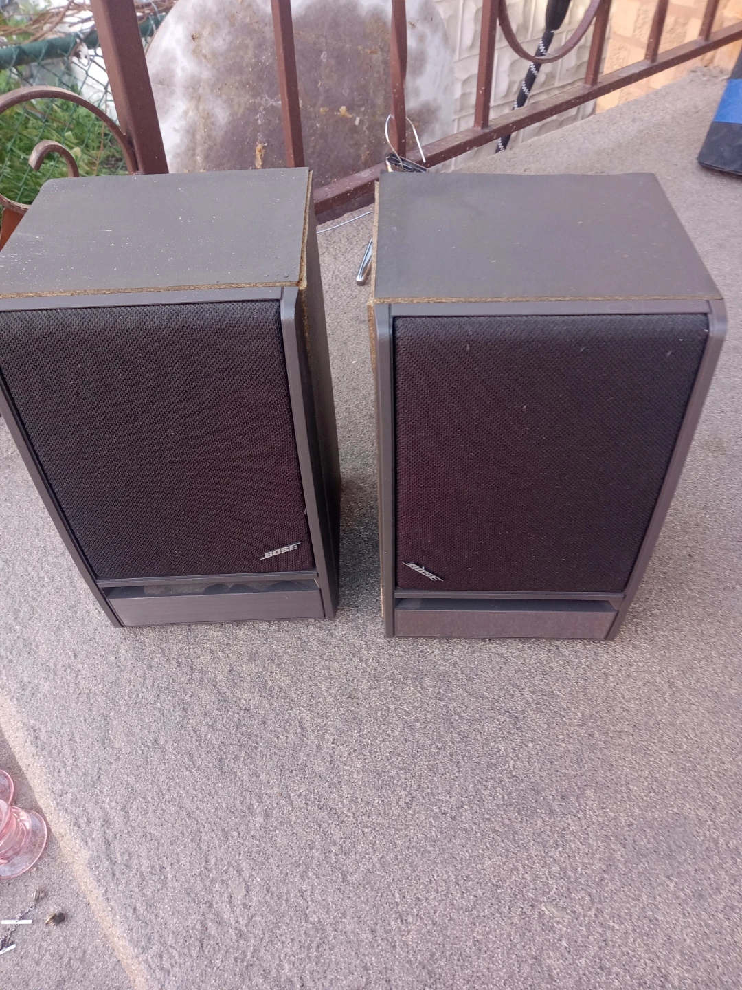 Bose 141 Speaker Set