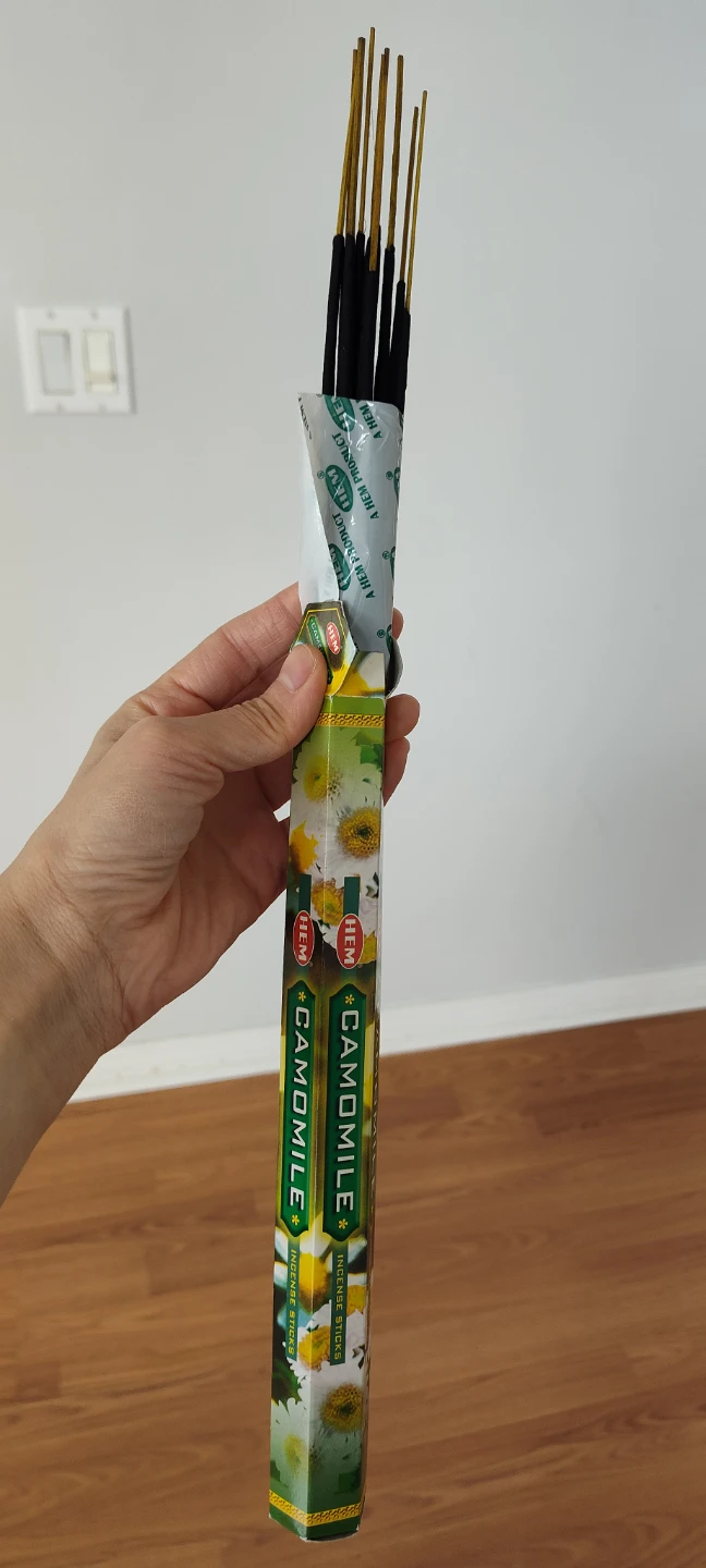 HEM Camomile Incense Sticks (10 Count)
