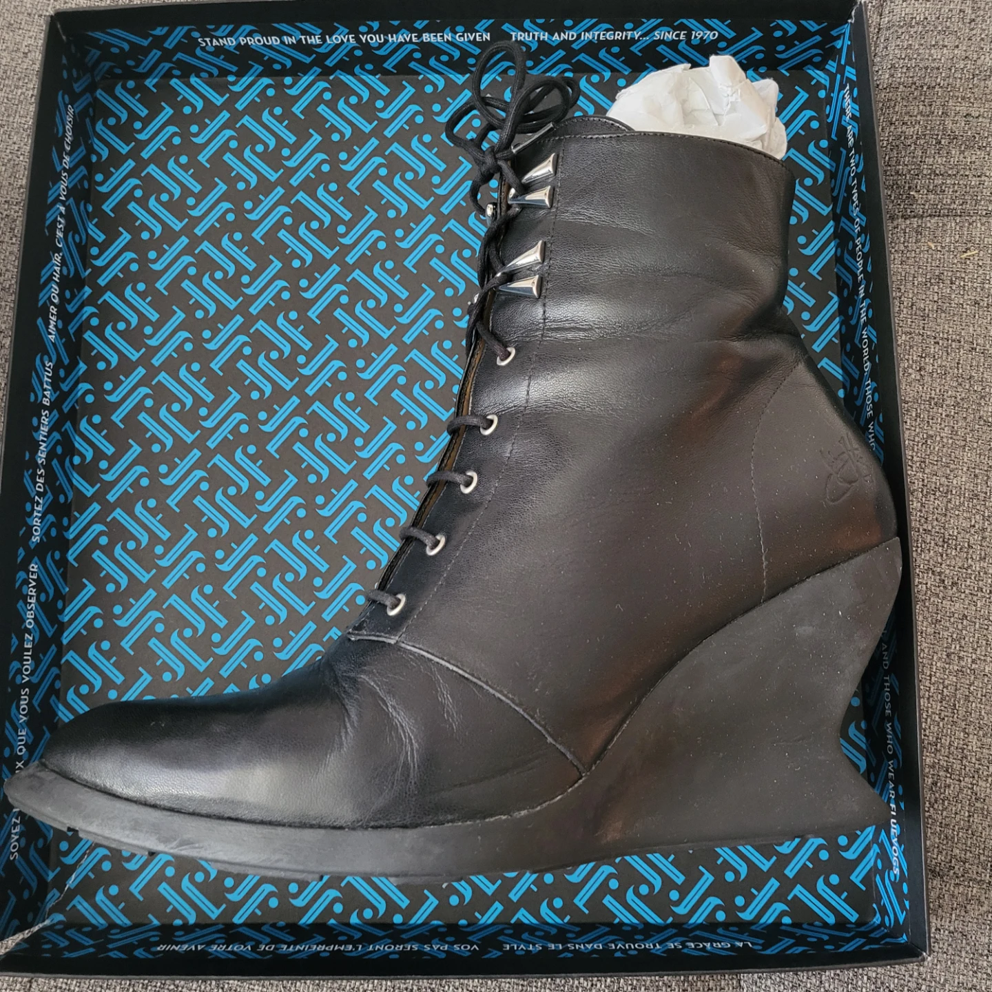 John Fluevog "Looney" ishys Wedge Ankle Boots - photo 4