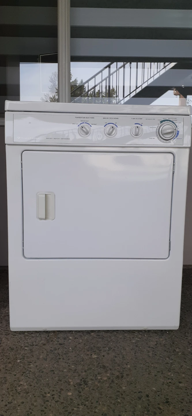 White Whirlpool Electric Dryer