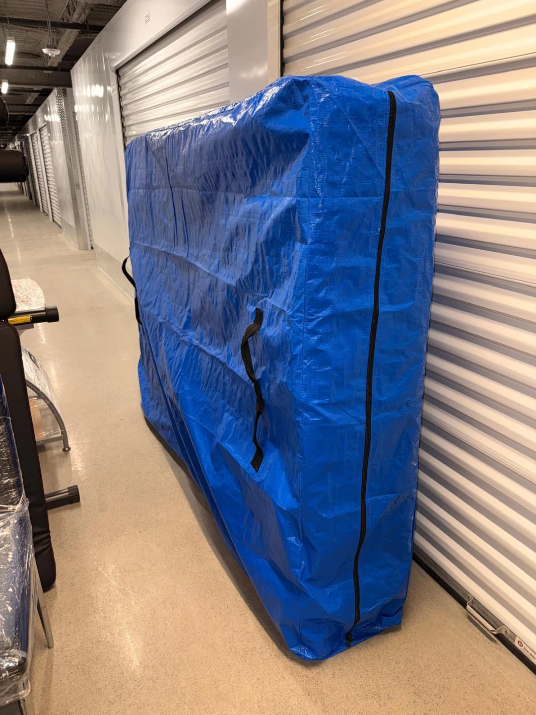 Queen size mattress with storage bag