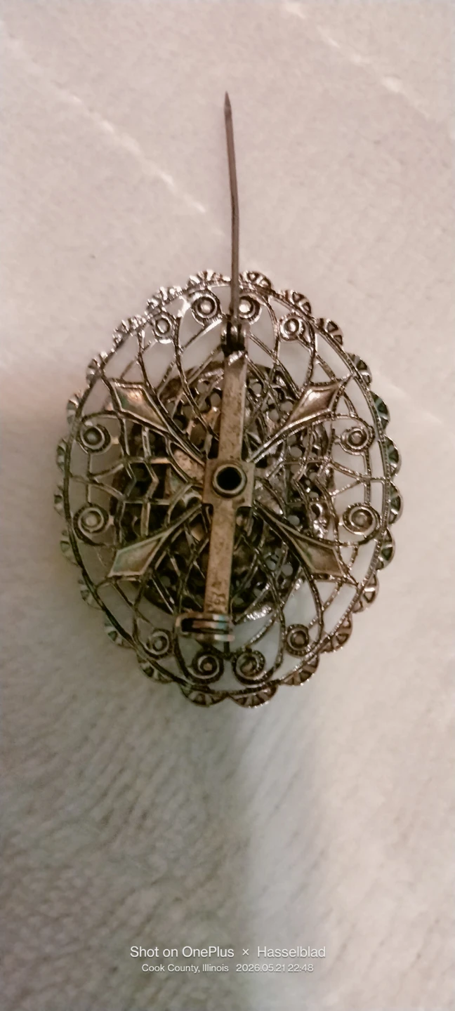 Vintage Ornate Filigree Brooch with Blue Stone - photo 5