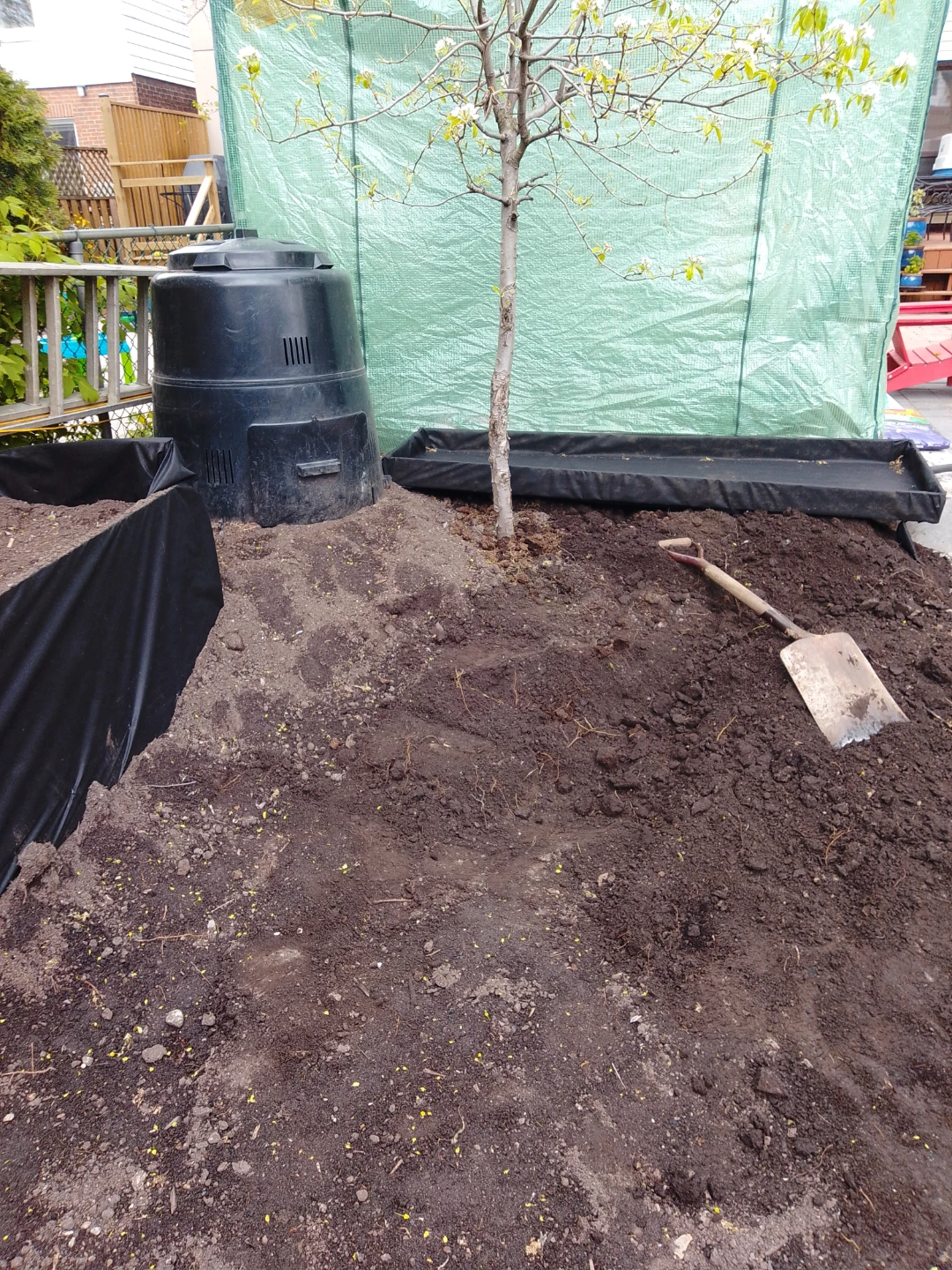 Free Garden Soil - photo 2