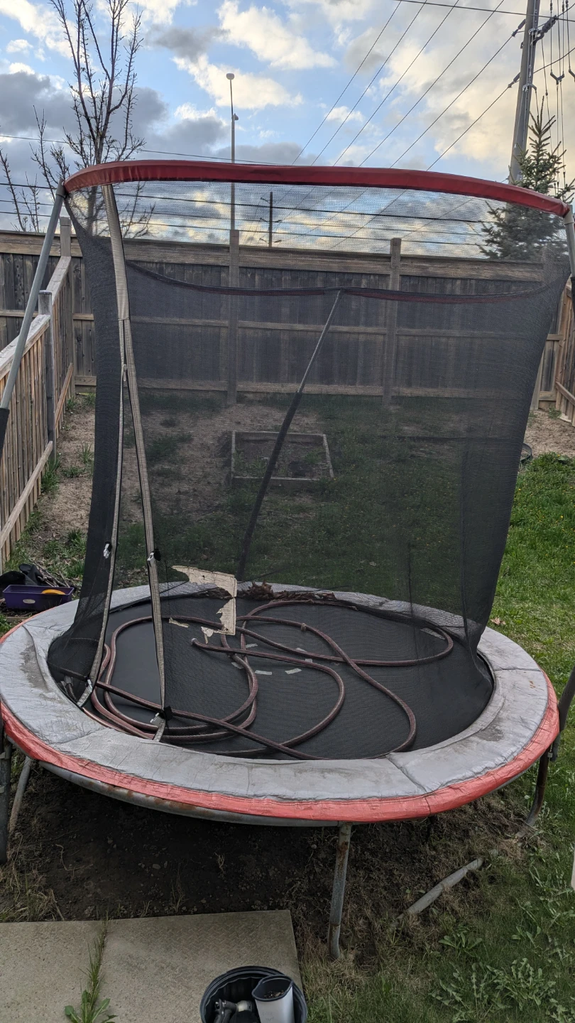 Trampoline with Safety Net