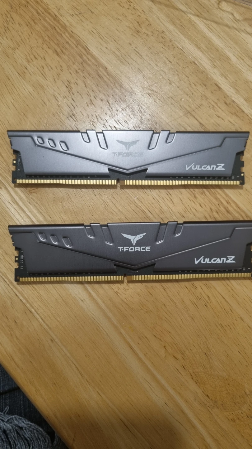 TeamGroup T-Force Vulcan Z DDR4 RAM - 2x8GB