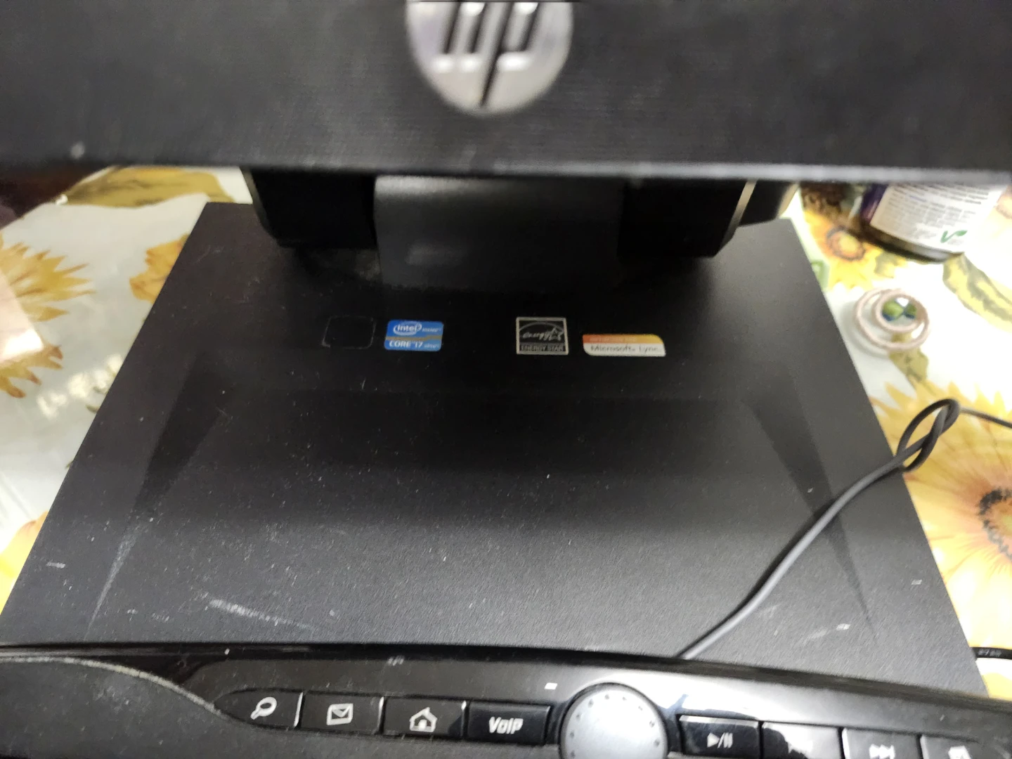 HP Compaq Elite 8300 All-in-One Desktop Computer (built in cpu) - photo 3