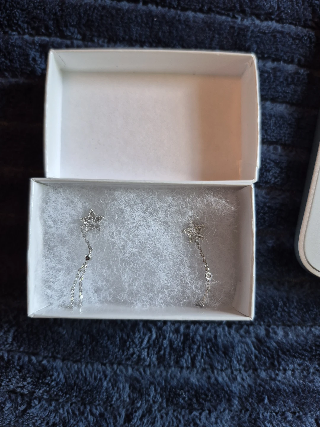 Sparkly Star Dangle Earrings - photo 2