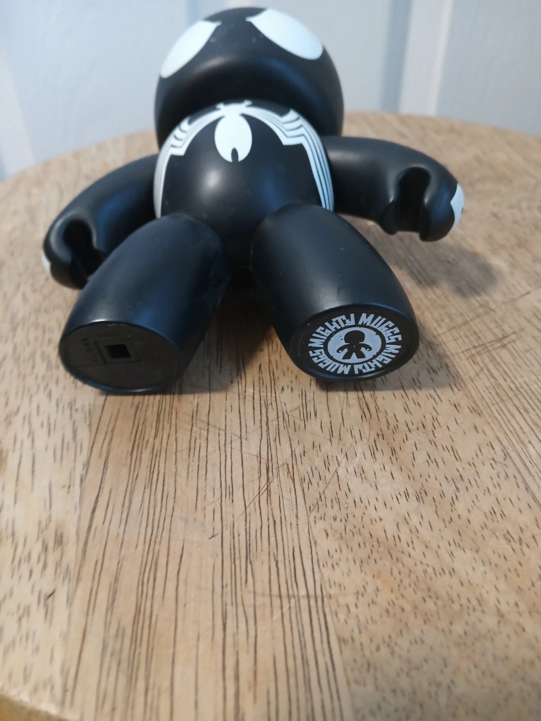 Mighty Jaxx "Mighty Mush" Venom Figure - photo 3