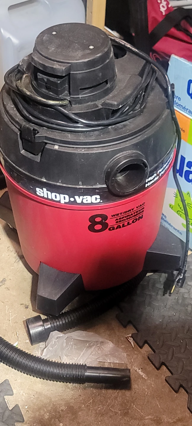 Shop-Vac 8 Gallon Wet/Dry Vacuum Model 725A - photo 2